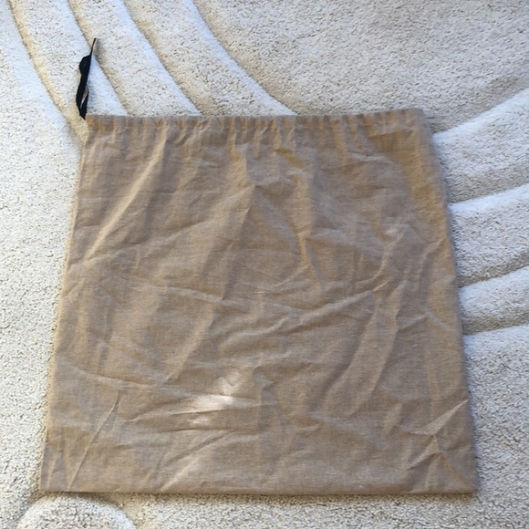 Authentic NWOT Gucci large tan drawstring dust bag for hand bags - Picture 5 of 9
